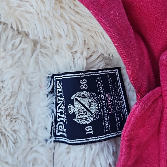 Large Victoria Secret Pink coat - Picture 4 of 8